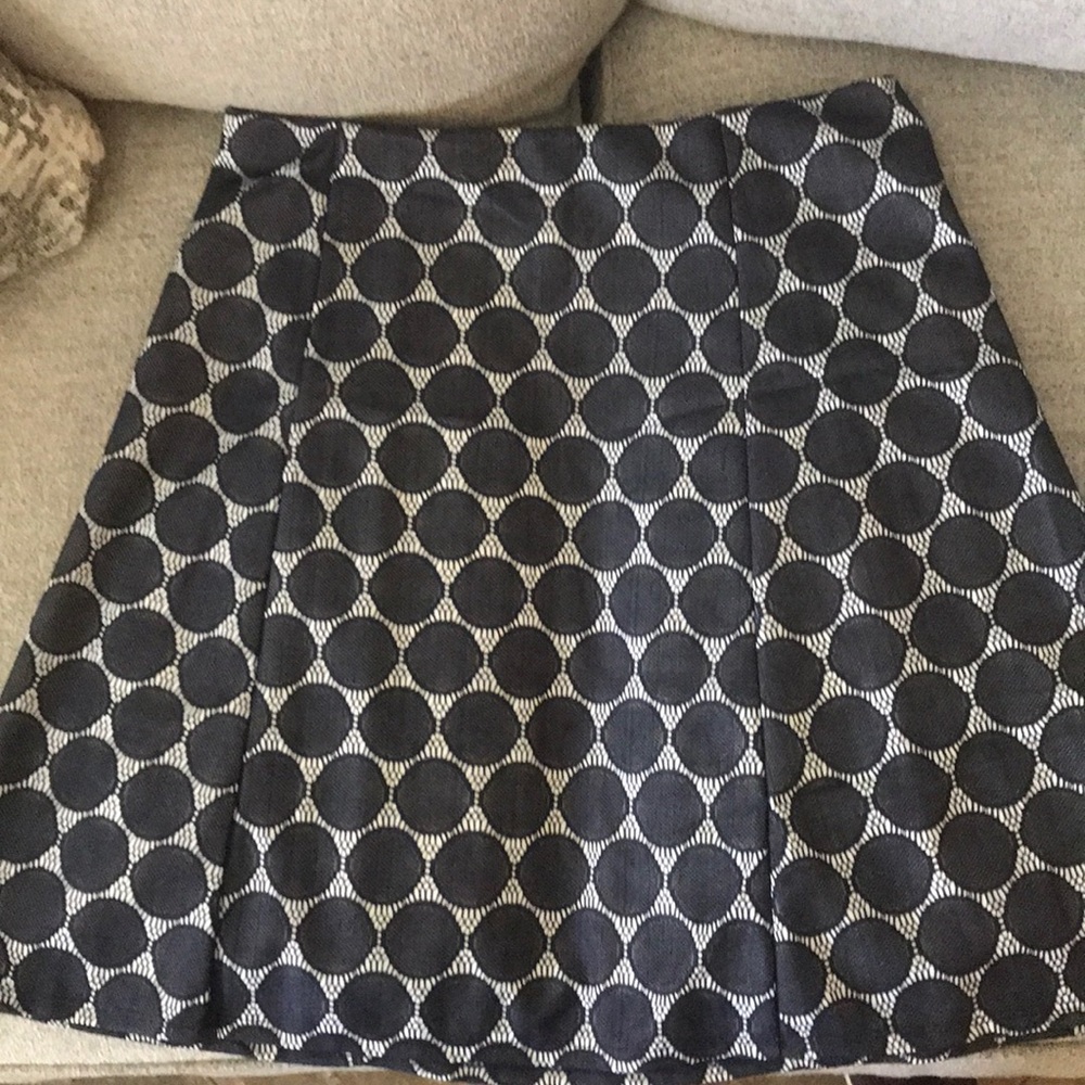 Renee C navy and white NWT skirt